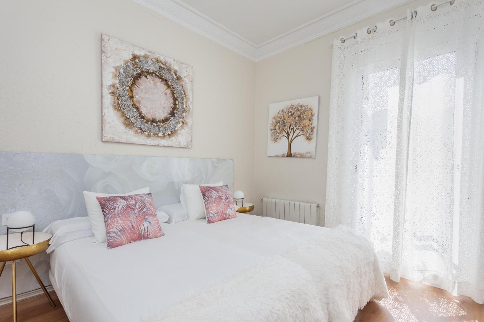 Art House Fira Apartments Barcelona Luaran gambar