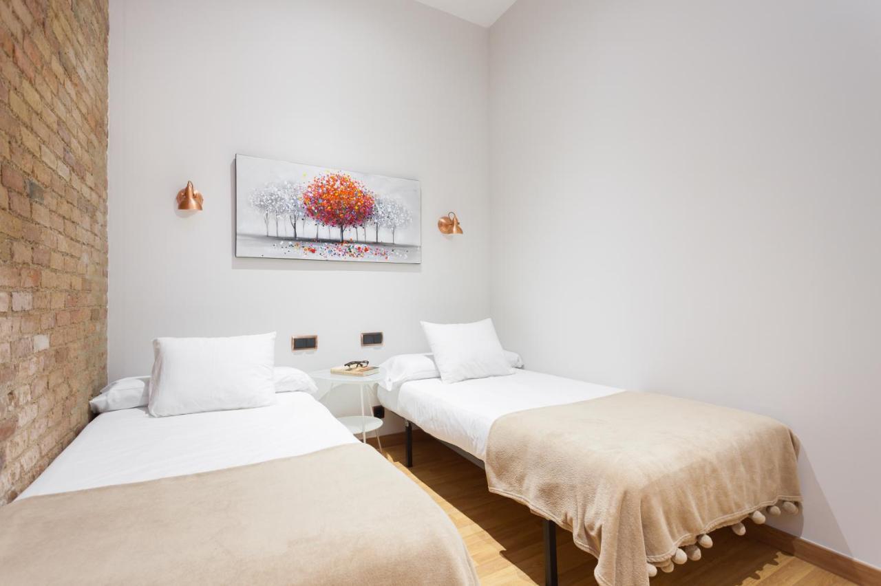 Art House Fira Apartments Barcelona Luaran gambar