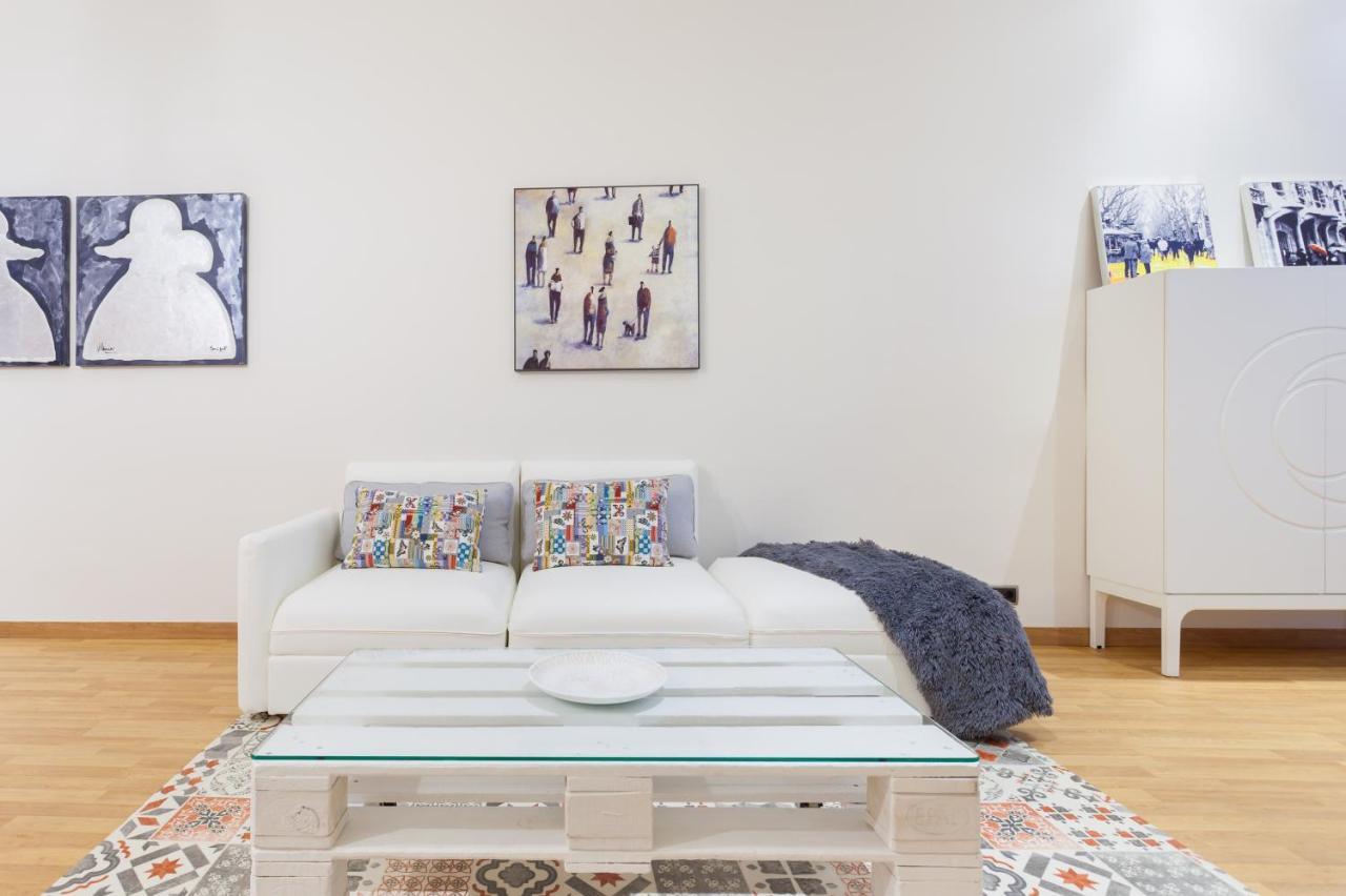 Art House Fira Apartments Barcelona Luaran gambar