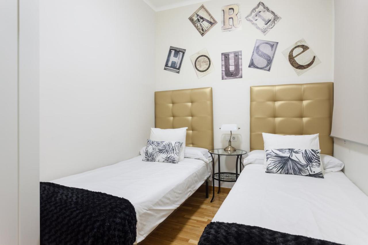 Art House Fira Apartments Barcelona Luaran gambar