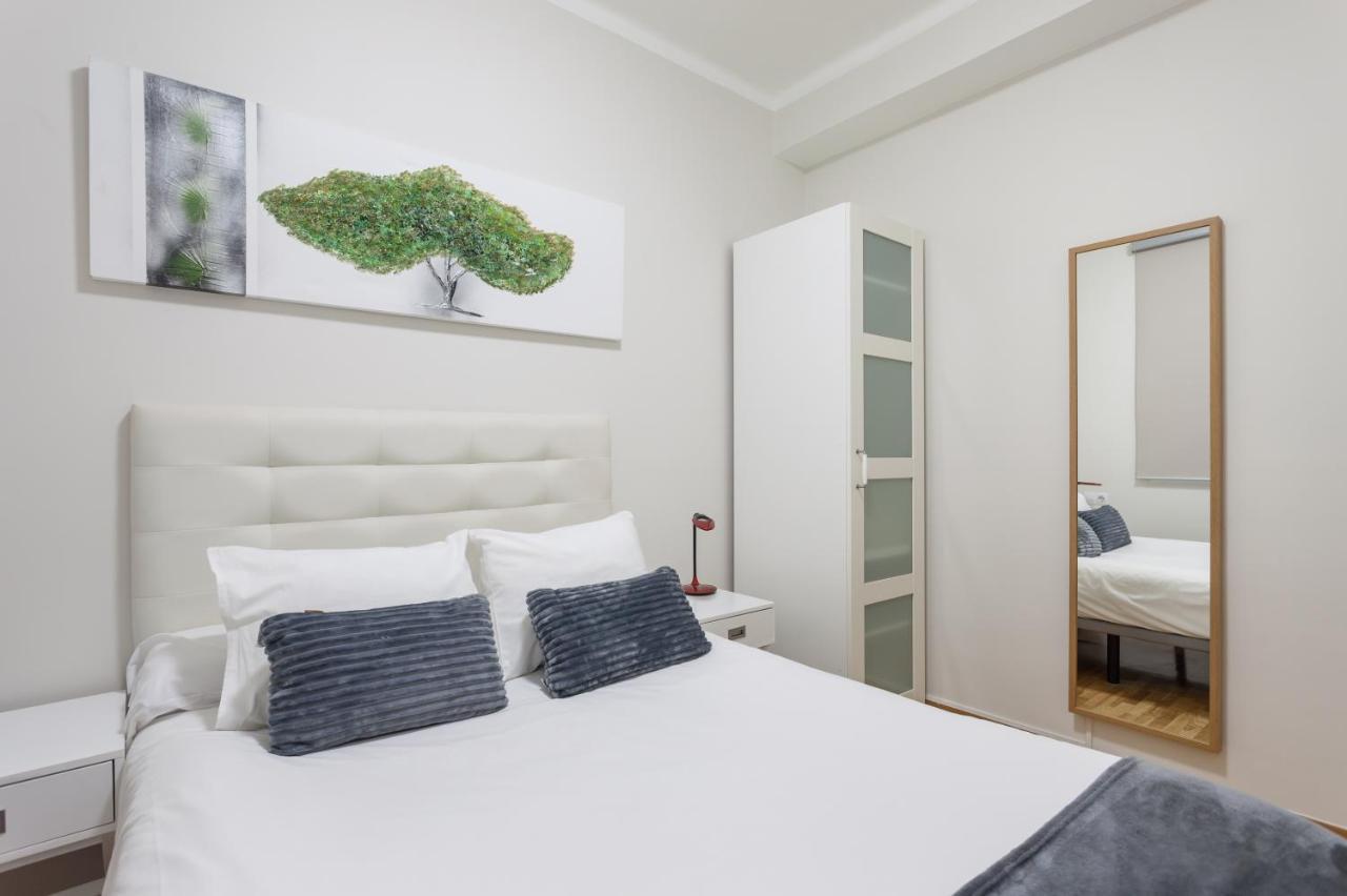 Art House Fira Apartments Barcelona Luaran gambar